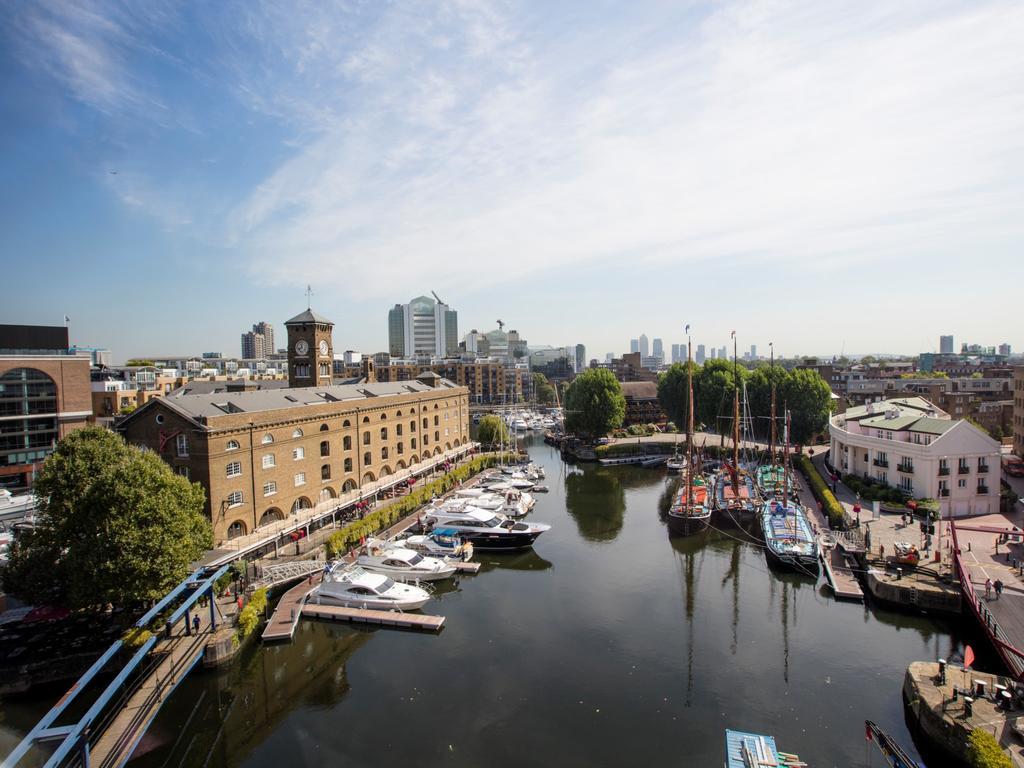 The Tower Hotel, By Thistle Londres Exterior foto The view of the Thames from the Old Royal Naval College Bridge